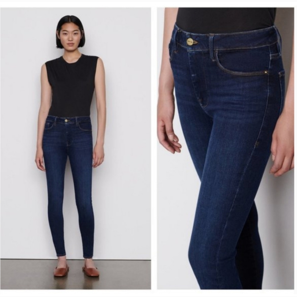 FRAME Le One Skinny Jeans in Kodak Wash
